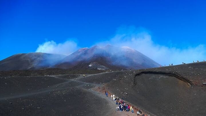 Private Etna Tour: Silvestri Craters, Honey Producer and Four Wines at Gambino Vini (2/11)
