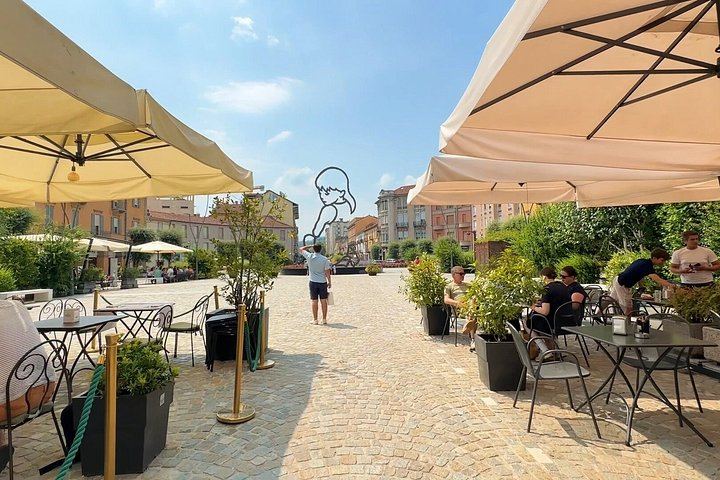 Private Barolo Wine Day Trip from Milan with Door-to-Door Pickup and Boutique Winery (8/11)