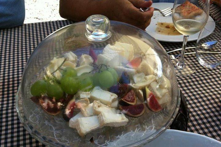 Private Breakfast in the Alella Vineyards with Winery Visit and Barcelona Skyline Views (5/8)