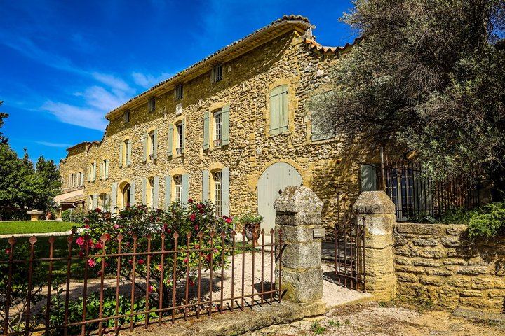 Private Full-Day Châteauneuf-du-Pape Tour: Fortia, La Nerthe, La Gardine, Lunch Stop (2/12)