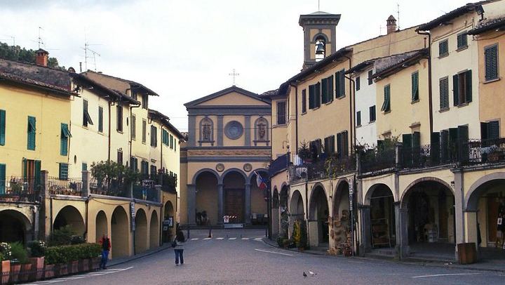 Private Chianti Wine Tour from Florence Through Rolling Hills and Small Towns (3/5)