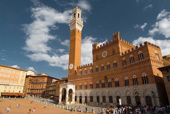 Private Day Trip from Florence: Greve in Chianti, a Chianti Winery Tasting and Siena (4/12)
