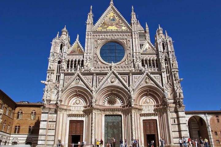 Private Day Trip from Florence: Greve in Chianti, a Chianti Winery Tasting and Siena (5/12)