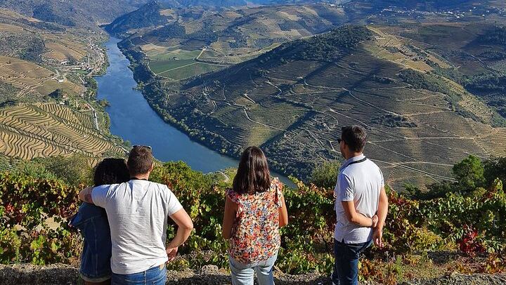 Private Douro 4x4 Tour: Off-Road Vineyard Trails, Favaios, Winery Lunch, River Cruise (3/12)
