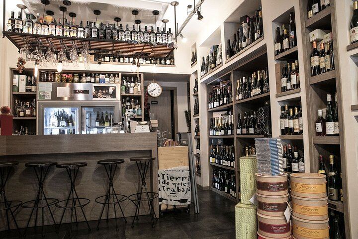 Private Evening Campania Felix Wine and Food Pairing with a Sommelier in Naples (4/12)