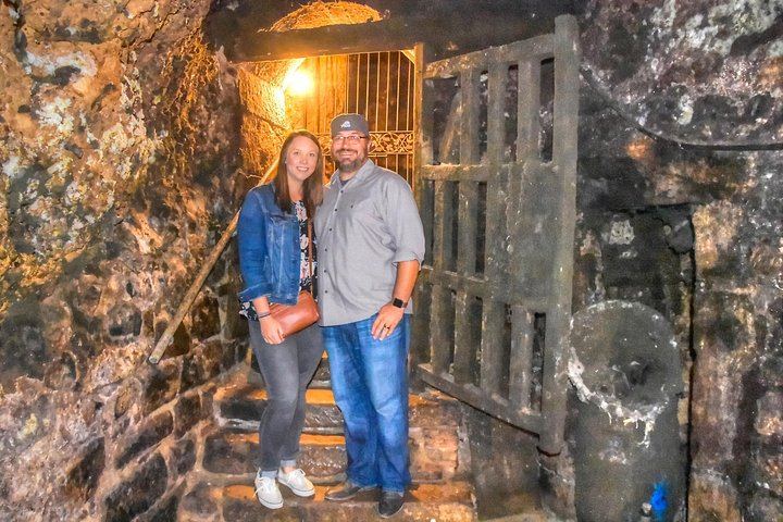 Private Full-Day Rioja Wine Tour: Old Winery, Oak Barrels and Tasting in the Vines (3/5)