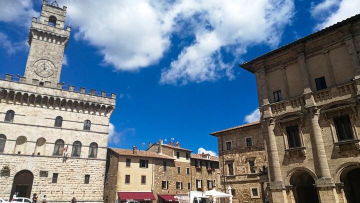 Private Walking Tour of Montepulciano from Piazza Grande with Cellar and Nobile Tasting (1/12)