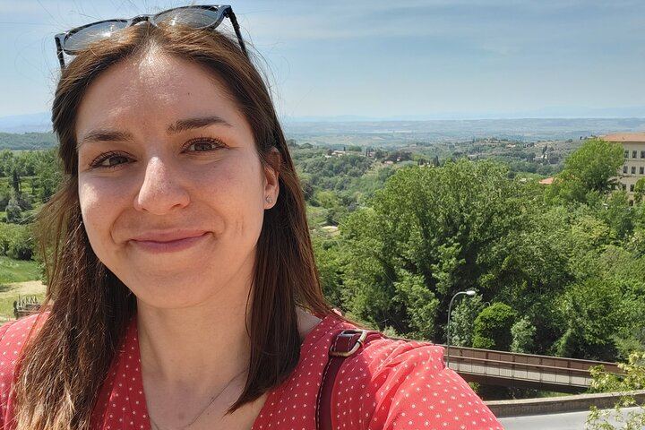 Private Walking Tour of Montepulciano from Piazza Grande with Cellar and Nobile Tasting (6/12)