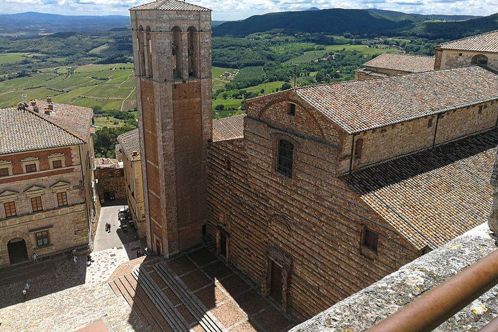 Private Walking Tour of Montepulciano from Piazza Grande with Cellar and Nobile Tasting (3/12)