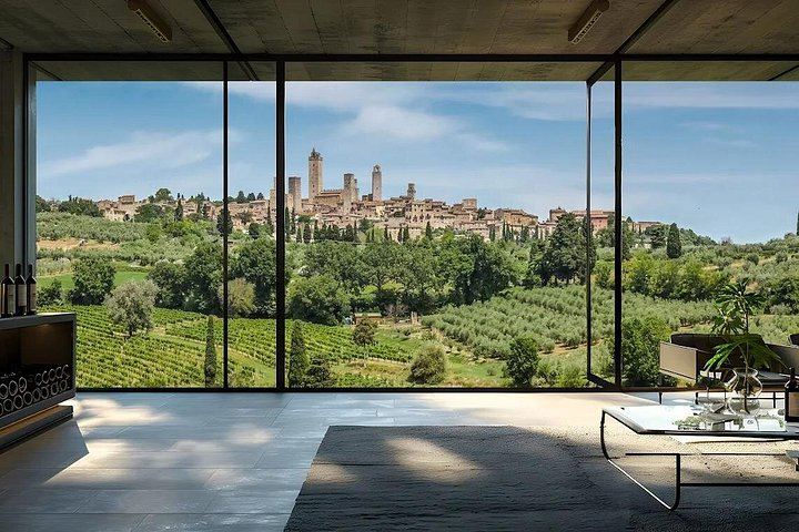 Private Half-Day Tour of San Gimignano and Chianti by Car with Wine Tasting (7/12)