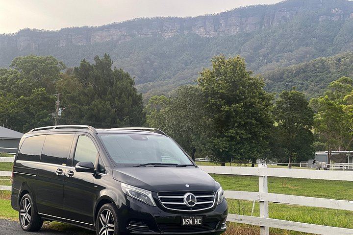 Private Luxury Hunter Valley Tour from Sydney for up to 11 Guests, 10 Hours Door to Door (1/12)