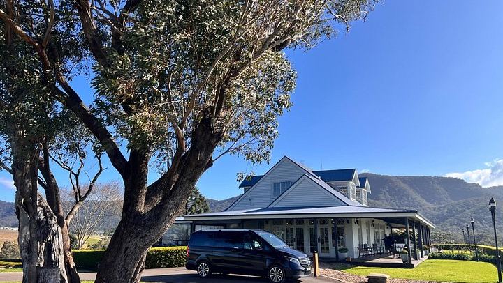 Private Luxury Hunter Valley Tour from Sydney for up to 11 Guests, 10 Hours Door to Door (3/12)