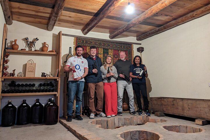 Private Kakheti Day Tour with Organic Qvevri Wine Tasting, Sighnaghi and Lunch (10/10)