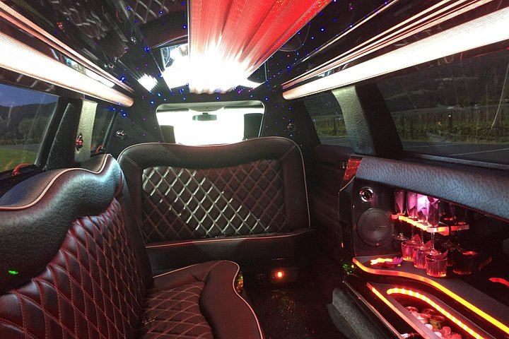 Private 6-Hour Napa Valley Wine Tour by MKT Stretch Limo for Up to 8 Guests (2/12)