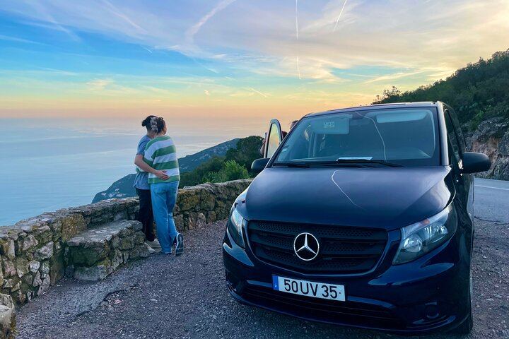 Private Arrábida Coast and Wine Day from Lisbon: Three Wineries, Oysters and Tiles (12/12)