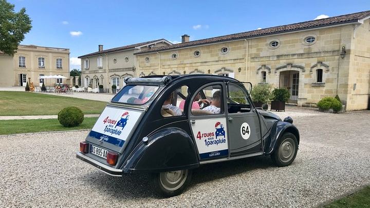 Private Médoc Wine Tour in a Citroën 2CV Convertible from Bordeaux, 4.5 Hours (2/9)