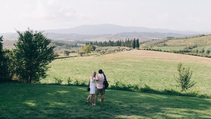 Private Land Rover Defender Wine Tour from Castellina in Chianti, Strade Bianche (2/12)