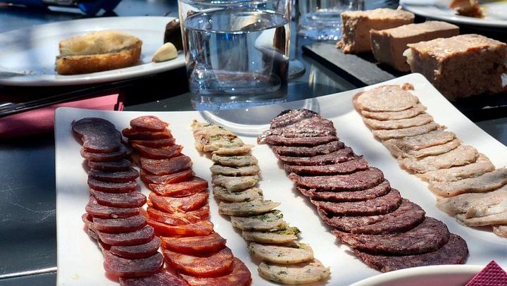 Private Priorat Day Trip from Barcelona: Pasanau, Clos Figueras and Devinssi Wineries (2/5)
