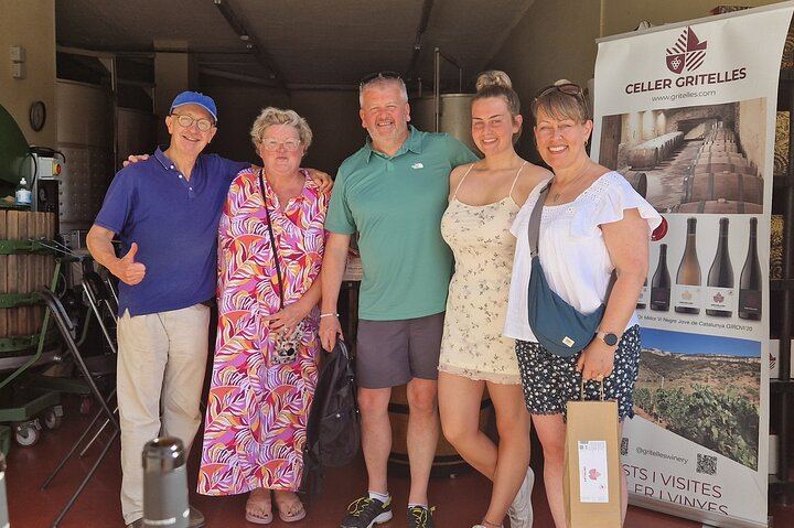 Private Priorat Wine Tasting from Salou with Free Hotel Pickup and an Oenologist (6/7)