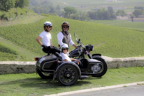 Private Vintage Sidecar Ride Through the Saint-Émilion Vineyards, 1.5 Hours