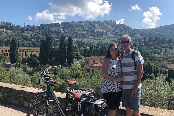 Self-Guided E-Bike Loop from Florence to Fiesole, Settignano and a Chianti Vineyard (3/9)