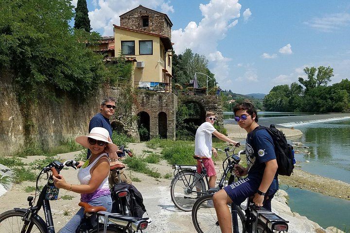 Self-Guided E-Bike Loop from Florence to Fiesole, Settignano and a Chianti Vineyard (4/9)