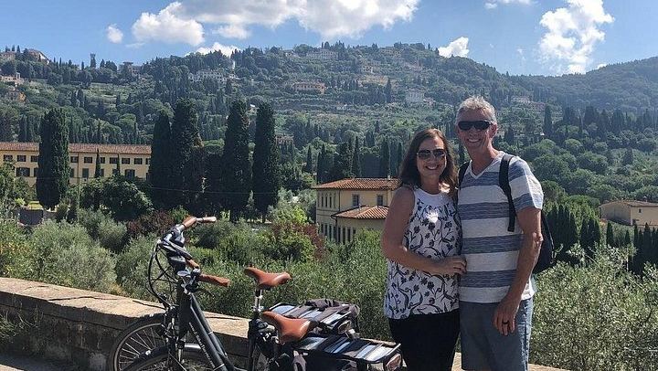 Self-Guided E-Bike Loop from Florence to Fiesole, Settignano and a Chianti Vineyard (3/9)