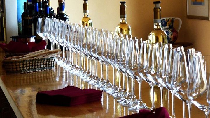Private Cellar Tour and Langhe Wine Tasting with Wine Museum in Castiglione Falletto (4/6)