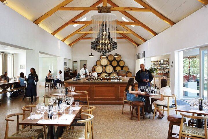 Private Cape Winelands Day: Paarl, Franschhoek and Stellenbosch with a Lunch Stop (10/12)
