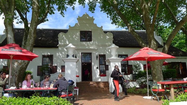 Private Cape Winelands Day: Paarl, Franschhoek and Stellenbosch with a Lunch Stop (2/12)