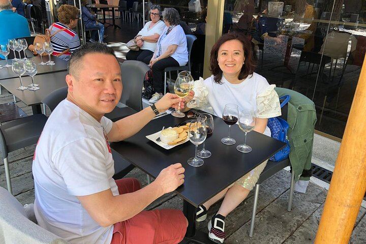 Private Three-Winery Day in Azeitão, Palmela and Setúbal with Lunch at Arrábida (4/12)