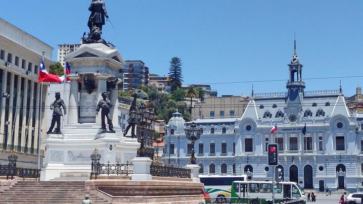 Private Full-Day Tour of Valparaíso and Viña del Mar with Casablanca Wine Tasting (3/12)