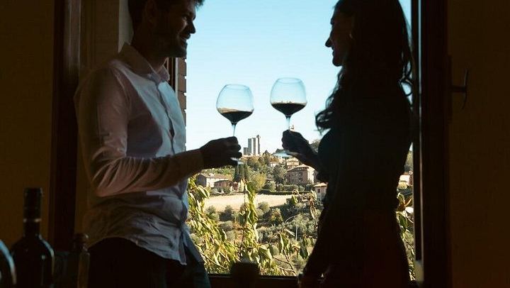 Private Vernaccia Vineyard Lunch with Wine and Olive Oil Tasting (4/10)