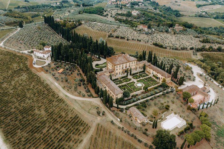 Private Chianti 4x4 Safari from Florence: Off-Road Backroads, Two Villas, Rignana Lunch (12/12)