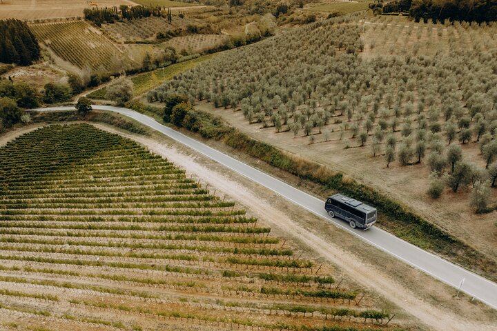 Private Chianti 4x4 Safari from Florence: Off-Road Backroads, Two Villas, Rignana Lunch (10/12)