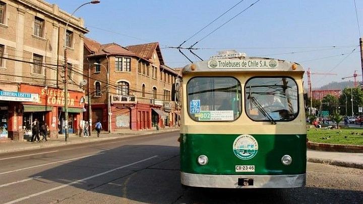 Private Valparaiso and Viña del Mar Day Trip with Boutique Winery Tasting at Bodega RE (1/12)