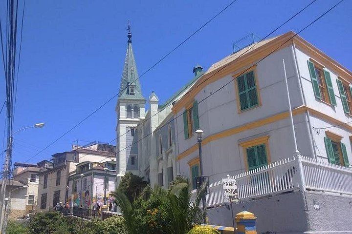 Private Valparaiso and Viña del Mar Day Trip with Boutique Winery Tasting at Bodega RE (10/12)