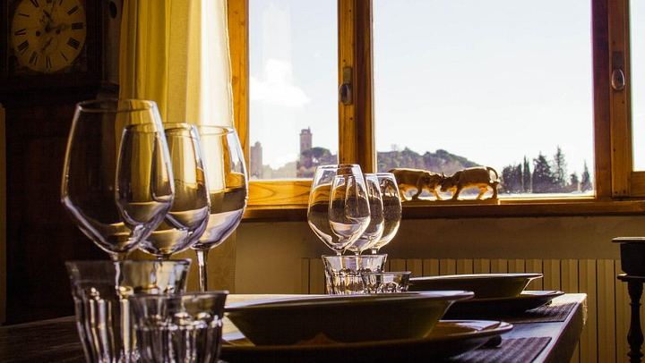 Private Tasting of Organic Wines, Olive Oil, Balsamic, Pecorino and Bruschetta (3/5)