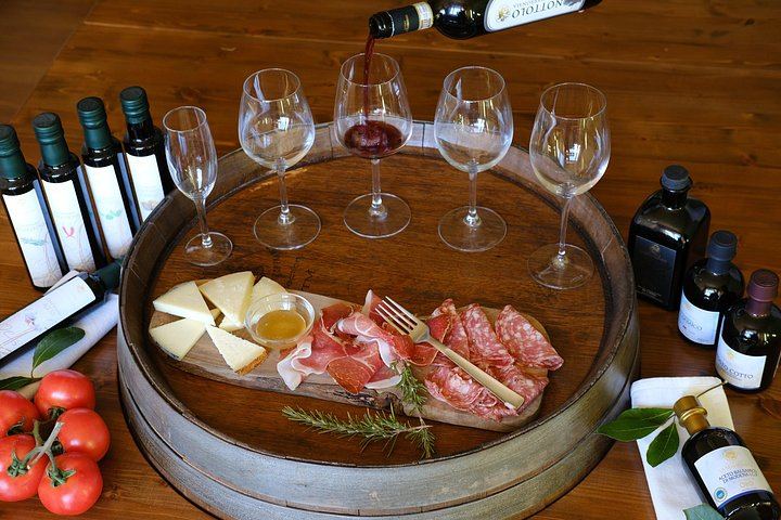 Podere La Marronaia Private Biodynamic Tasting with Lunch, Olive Oil and Balsamic (2/8)