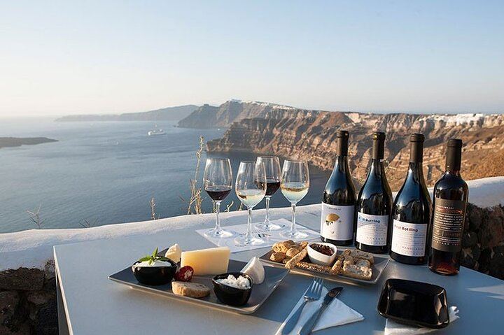 Private Santorini Wine Tour: Exo Gonia, Argyros and Anhydrous, 12 Tastings (1/12)