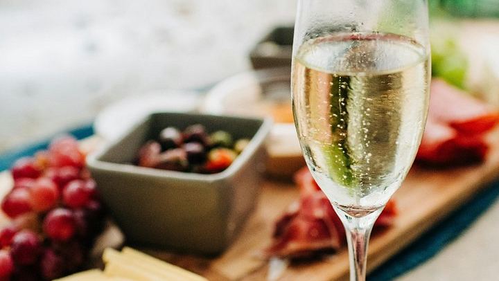 Prosecco Hills from Venice with Aperol Spritz on a Panoramic Terrace and Asolo Free Time (4/10)