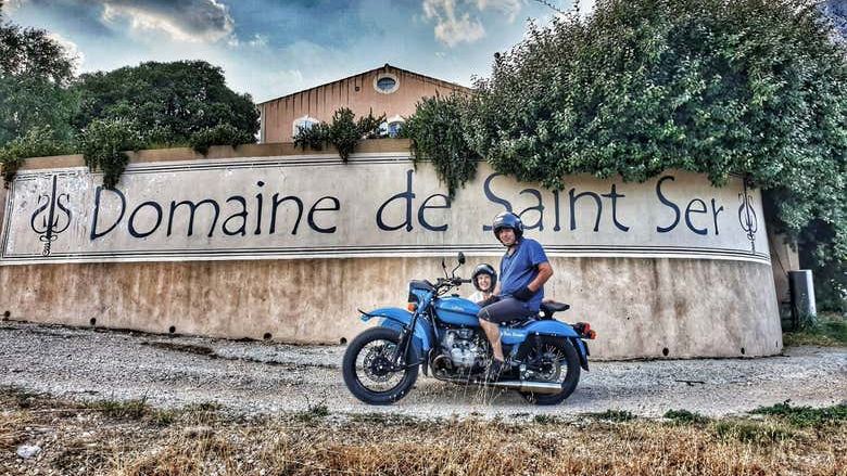 Private Sidecar Tour from Aix: Lavender Fields, Wine Tasting and Calissons, 2 or 4 Hours (1/8)