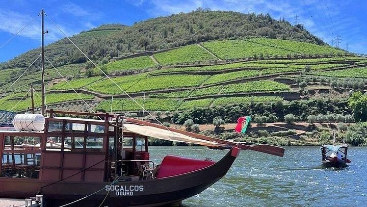 Douro Valley Small Group from Porto: Three Tastings, Sabrosa Lunch, Amarante (2/12)