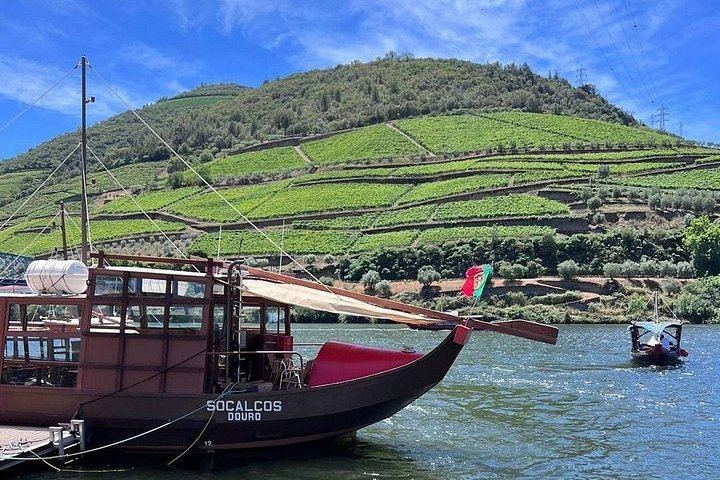 Douro Valley Small Group from Porto: Three Tastings, Sabrosa Lunch, Amarante (2/12)