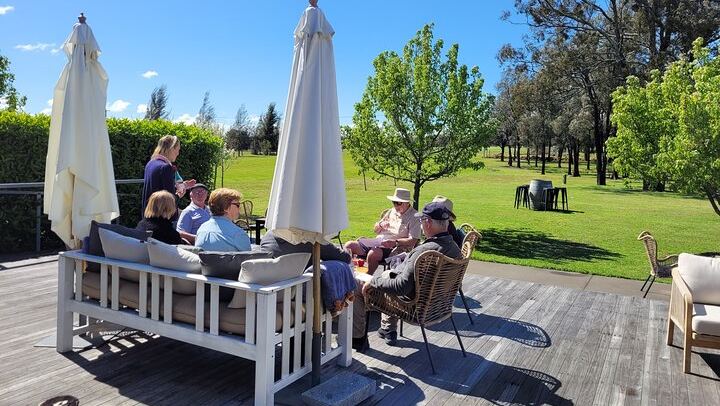 Hunter Gleann Indulgence Private Chauffeured Wine Tour, Full Day, Boutique Wineries (1/12)