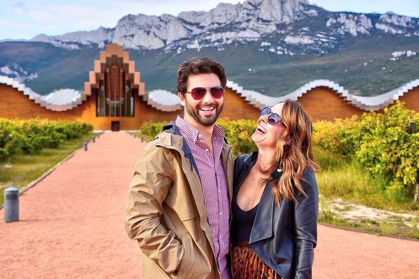 Full-Day Rioja Alta and Alavesa Wine Tour: Two Family Wineries, Vineyard Walk, Local Food