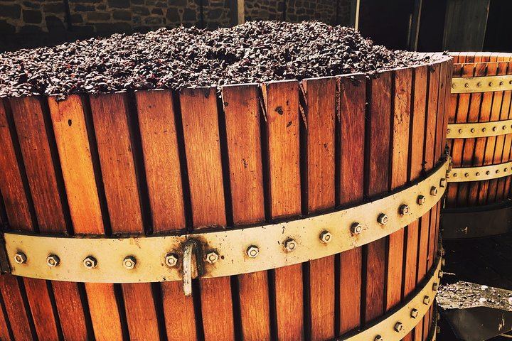 Barossa Valley Voyager Small Group Tour, Maximum 8 Guests, from Adelaide (3/9)