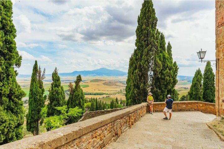Rome to Tuscany Day Trip by Coach: Montepulciano, Pienza, Vineyard Lunch and Wine Tasting (10/12)