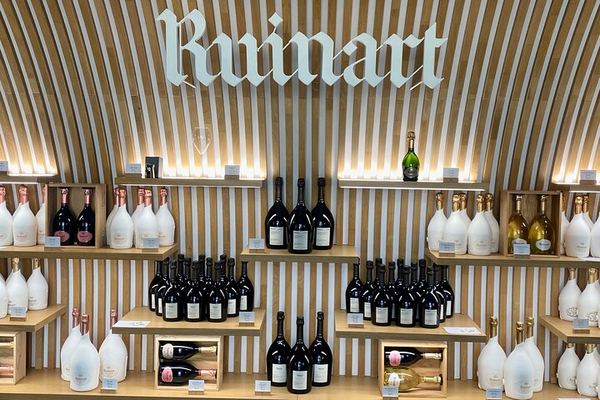 Private Champagne Day from Paris: Ruinart and Veuve Clicquot Cellars, Three Tasting Tiers