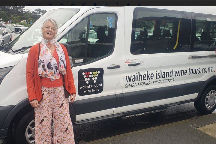 Waiheke Island Premium Wine Tour from Auckland: Max 11 Guests, 3 Boutique Vineyards (2/10)